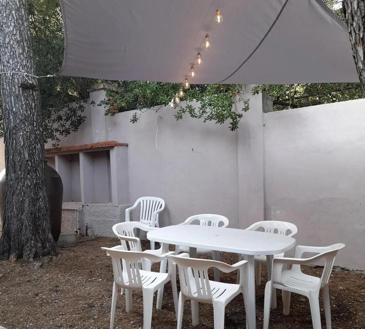 Casa Asmara Castiglioncello Daire 0*,